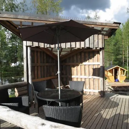 Maatilamatkailu Peraekangas Alloggio per agriturismo Ojutkangas